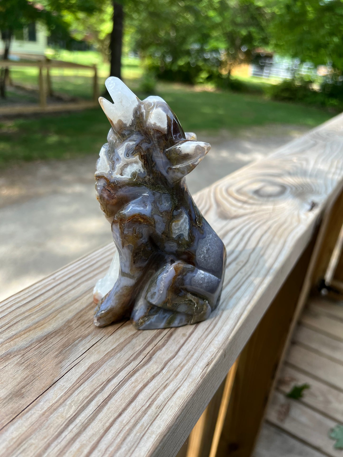Moss Agate WOLF CARVING