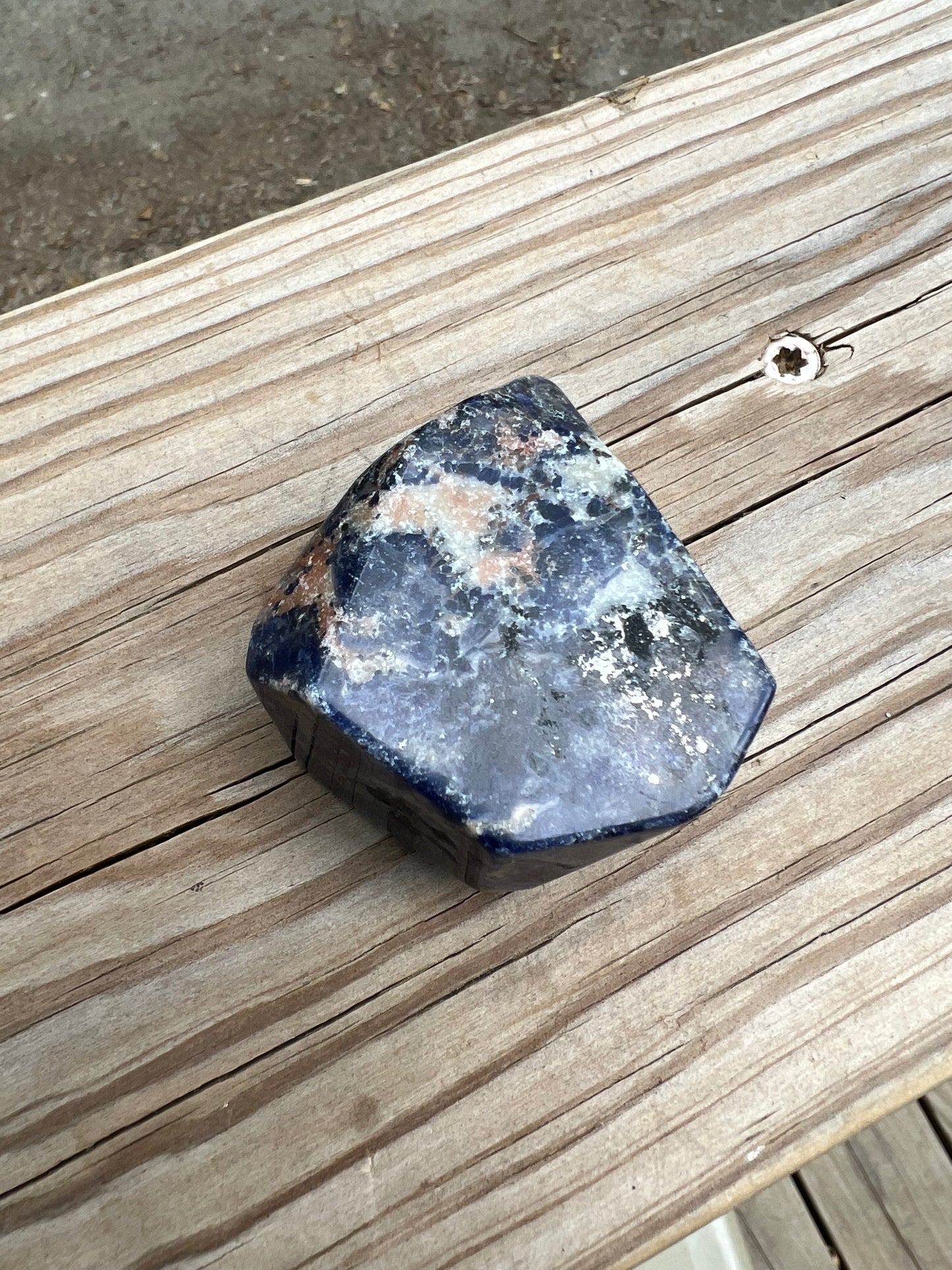 Sodalite free form